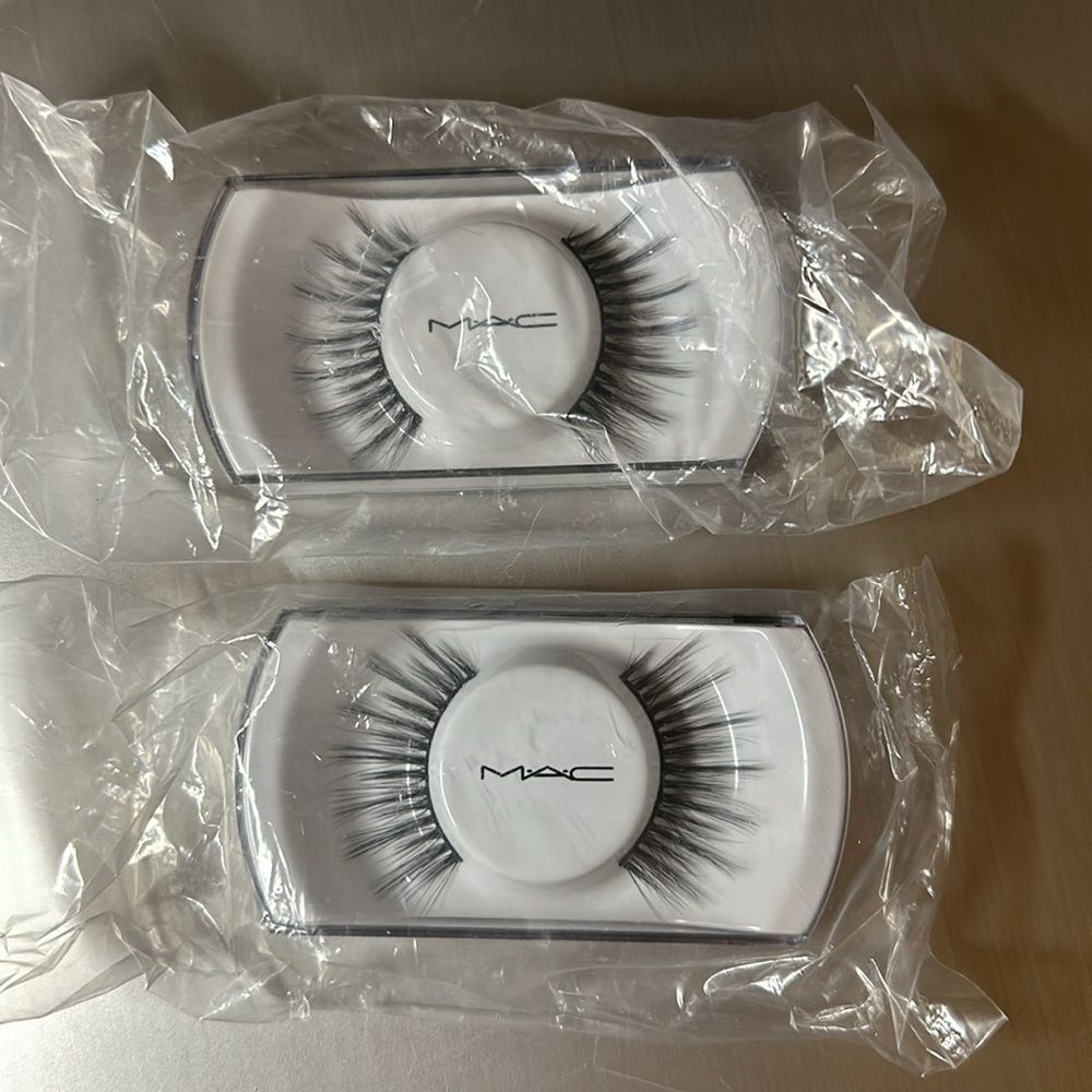 2 pairs!! MAC Cosmetics - 87 Maximalist Lash Fake Eyelashes - Picture 7 of 8